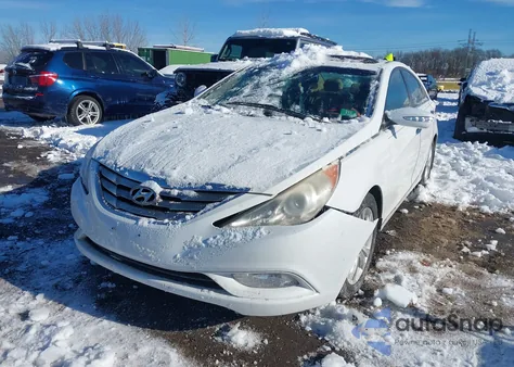 2013 Hyundai Sonata Limited z USA, uszkodzony, nr VIN 5NPEC4AC2DH622721